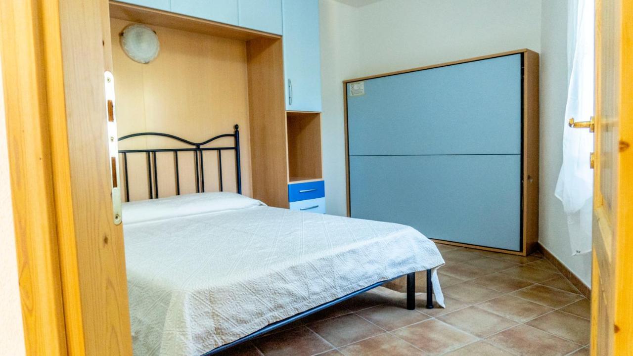 Appartamenti Dodi Lt - Pms Casevacanze Budoni Eksteriør billede