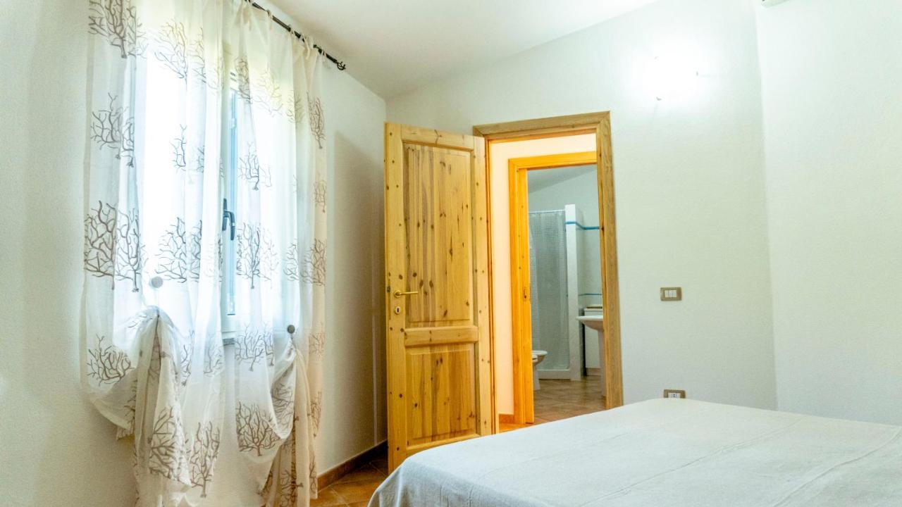 Appartamenti Dodi Lt - Pms Casevacanze Budoni Eksteriør billede